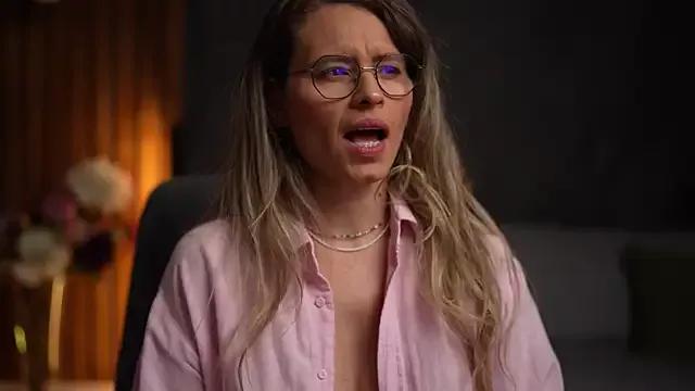 Try the thrill of flirt babes with our cam hosts, featuring unclothed wildness while getting naked and playing with their favored sex toys.