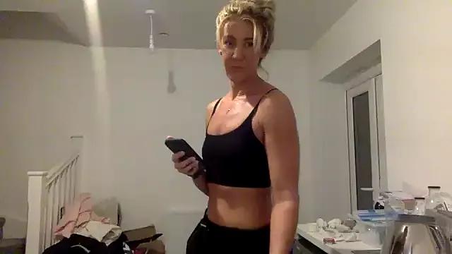 Photos of Bratty-Blonde55 from StripChat is Freechat