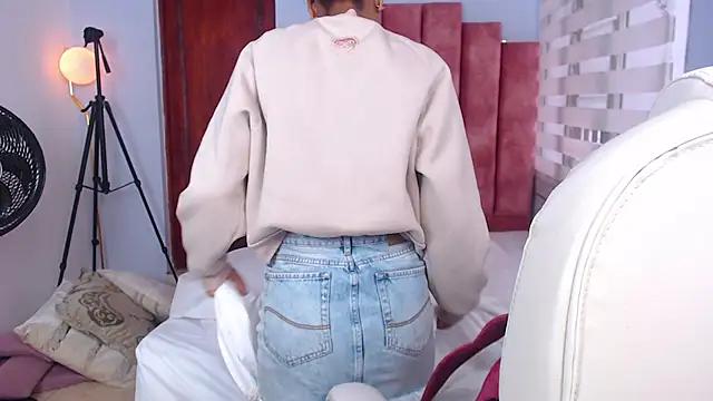 Try the thrill of flirt babes with our cam hosts, featuring unclothed wildness while getting naked and playing with their favored sex toys.