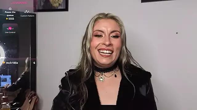 Try the thrill of flirt babes with our cam hosts, featuring unclothed wildness while getting naked and playing with their favored sex toys.