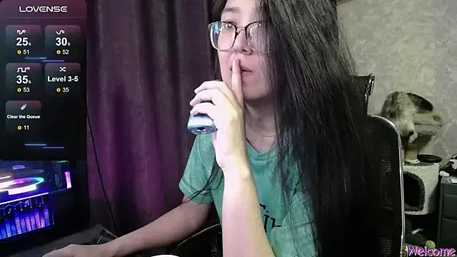 Brightssmiles from StripChat is Freechat