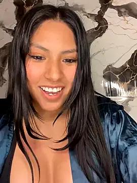 BrunetteBliss69 from StripChat is Freechat