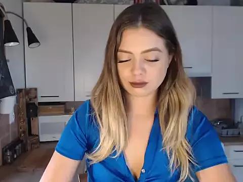 BuffyxLUST from StripChat is Freechat