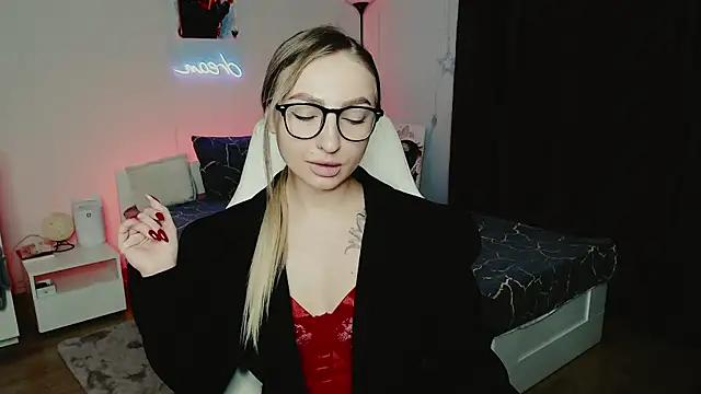 Try the thrill of flirt babes with our cam hosts, featuring unclothed wildness while getting naked and playing with their favored sex toys.