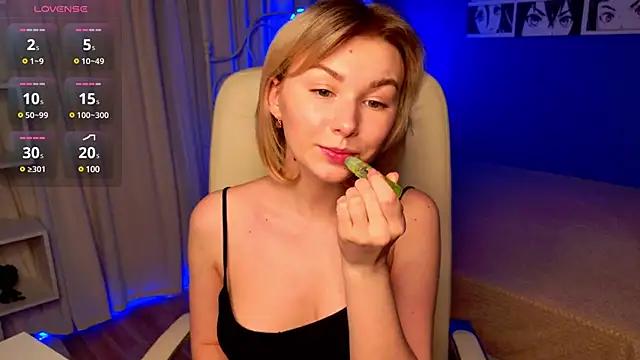 BunnyAnny from StripChat is Freechat