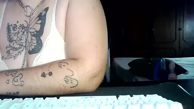 bunnyfox420 from StripChat is Freechat