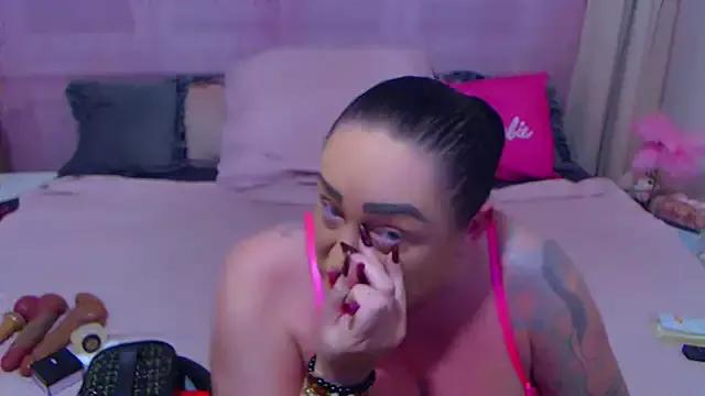 Try the thrill of flirt babes with our cam hosts, featuring unclothed wildness while getting naked and playing with their favored sex toys.