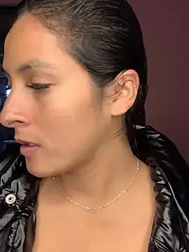 Photos of Cami_Leon2 from StripChat is Freechat