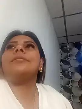 camila_rogue from StripChat is Freechat