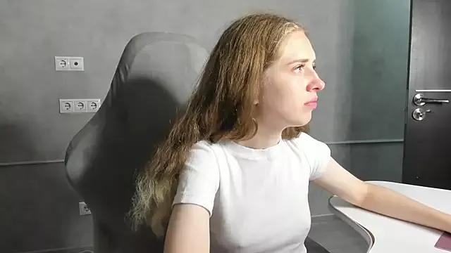Camilla_Kelly from StripChat is Freechat
