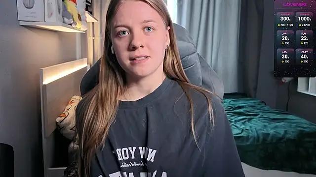 Try the thrill of flirt babes with our cam hosts, featuring unclothed wildness while getting naked and playing with their favored sex toys.