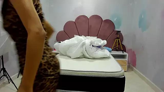 Try the thrill of flirt babes with our cam hosts, featuring unclothed wildness while getting naked and playing with their favored sex toys.