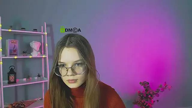 caroline_eclipse from StripChat is Freechat