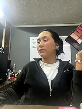 CasseyRosse from StripChat is Freechat