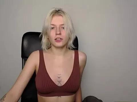 Cassie_Del from StripChat