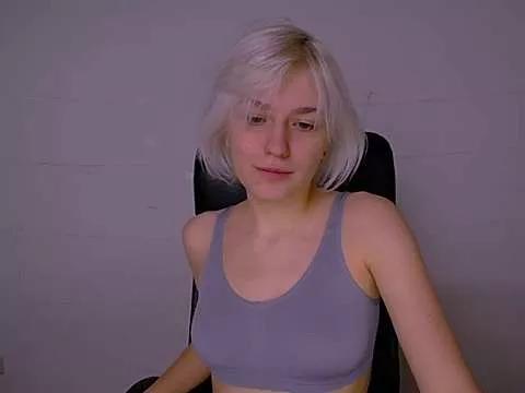Cassie_Del from StripChat