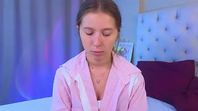 CatherineRichards from StripChat is Freechat