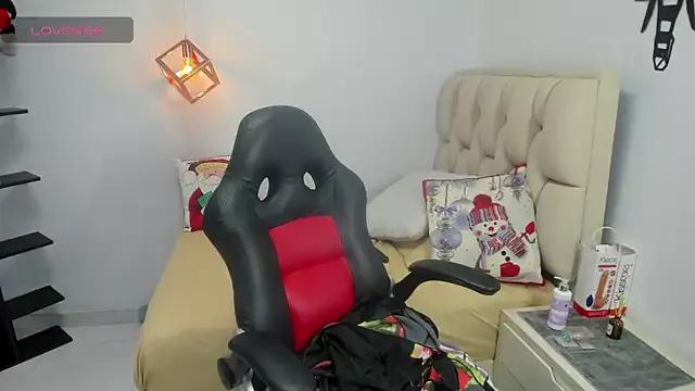 Try the thrill of flirt babes with our cam hosts, featuring unclothed wildness while getting naked and playing with their favored sex toys.