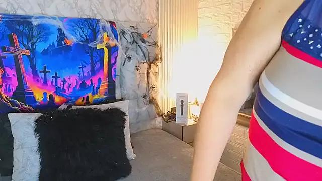 charlotte__G from StripChat is Freechat