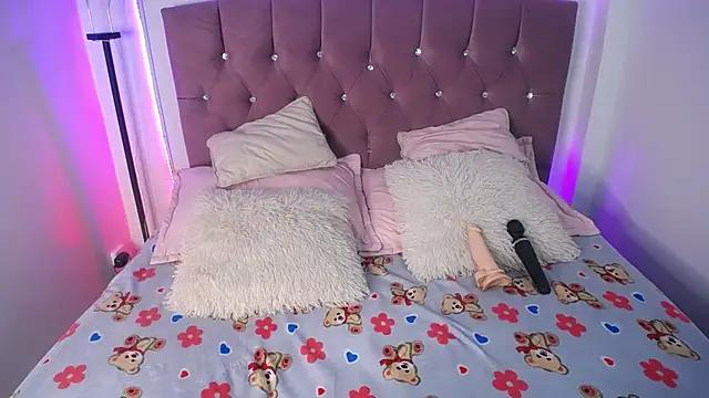 Try the thrill of flirt babes with our cam hosts, featuring unclothed wildness while getting naked and playing with their favored sex toys.