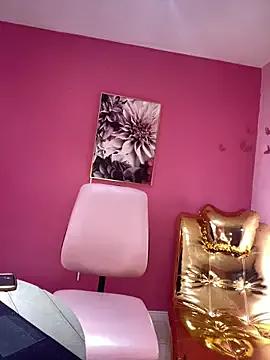 CharlotteMilf_ from StripChat is Freechat