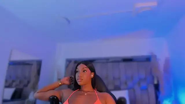ChaynnaCooper from StripChat is Freechat