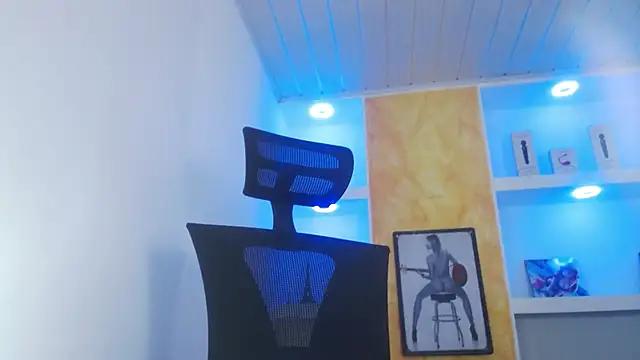 chloe_03_ from StripChat is Freechat