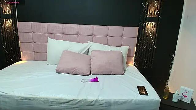 Try the thrill of flirt babes with our cam hosts, featuring unclothed wildness while getting naked and playing with their favored sex toys.