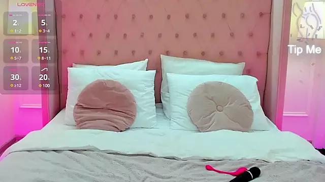 Try the thrill of flirt babes with our cam hosts, featuring unclothed wildness while getting naked and playing with their favored sex toys.