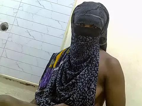 chocolate-puss from StripChat is Freechat