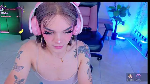 Try the thrill of flirt babes with our cam hosts, featuring unclothed wildness while getting naked and playing with their favored sex toys.