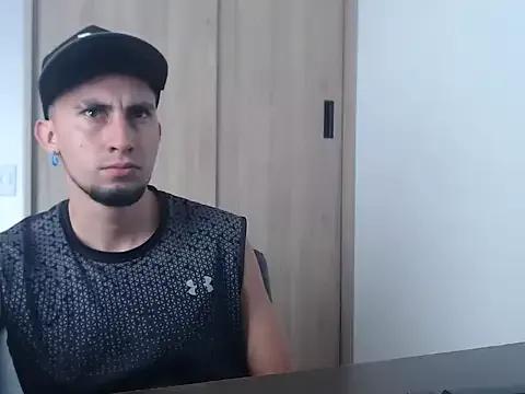 ChrisDamon from StripChat is Freechat