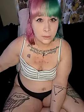 ChubbySubbyPrincess from StripChat is Freechat