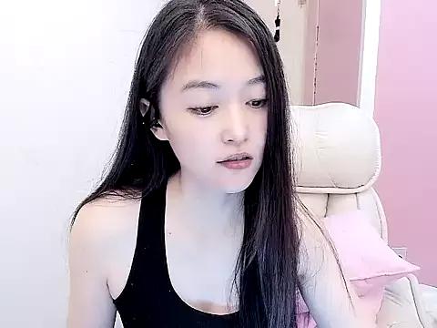 Coco-Sweetie from StripChat is Freechat