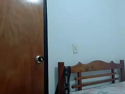 coral_rosa from StripChat is Freechat