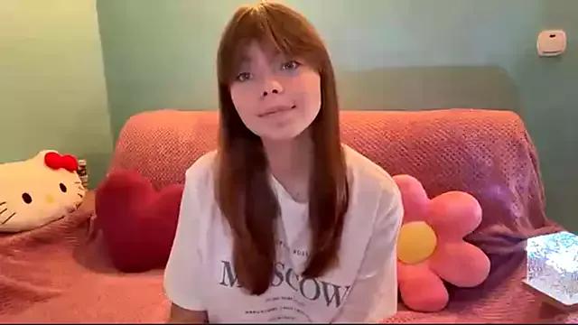 CoralinaEastoy from StripChat is Freechat