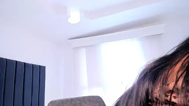 Corina_smiith from StripChat is Freechat