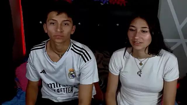 COZY7COUPLE from StripChat is Freechat