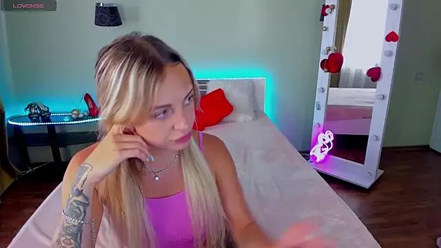Try the thrill of flirt babes with our cam hosts, featuring unclothed wildness while getting naked and playing with their favored sex toys.