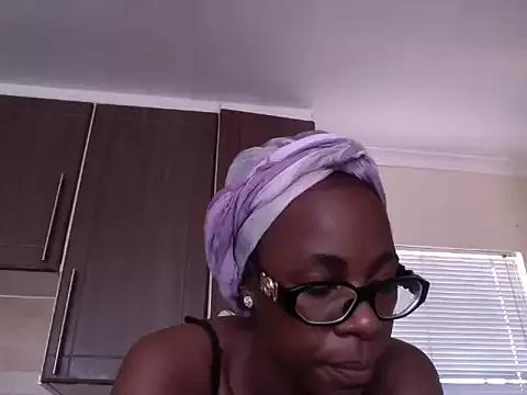 creamycreamcam from StripChat is Freechat