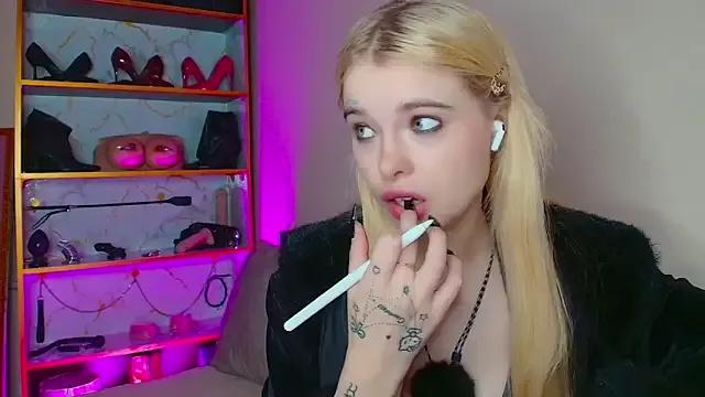 Try the thrill of flirt babes with our cam hosts, featuring unclothed wildness while getting naked and playing with their favored sex toys.