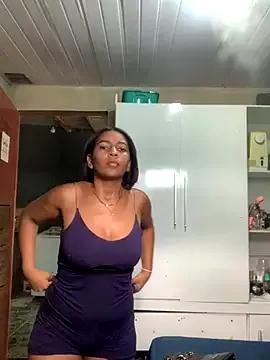 Crisschiavo from StripChat is Freechat