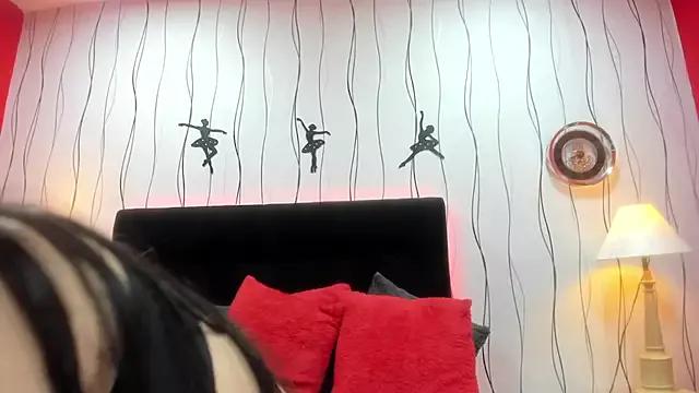 Cristal_Nox from StripChat is Freechat