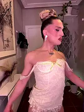 Crystal_________ from StripChat is Freechat