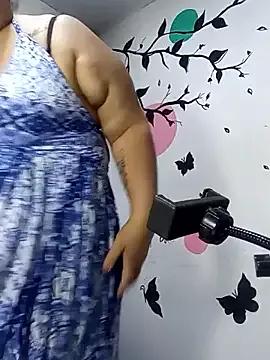 curvy_diva_ from StripChat is Freechat