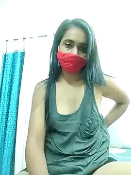 Curvyqueenz from StripChat is Freechat