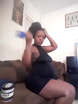 curvysexybody from StripChat is Freechat