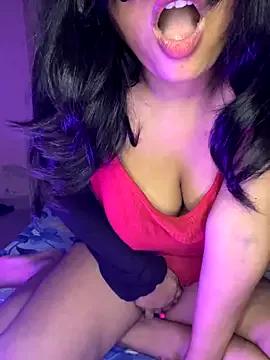 Cute-Samayra from StripChat is Freechat