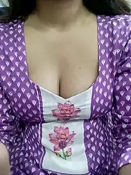 CUTE_GIRL_09 from StripChat is Freechat