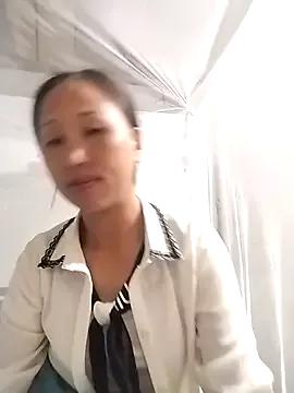 cute_love00 from StripChat is Freechat